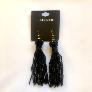 🇺🇸 Torrid Black Long Beaded Earrings